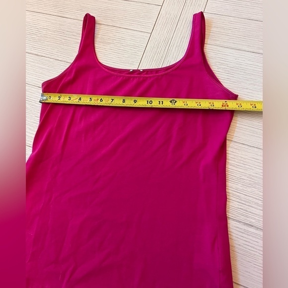 Michael Kors watercolors pink & tan button down shirt w/ free pink tank. Size L - Picture 9 of 10